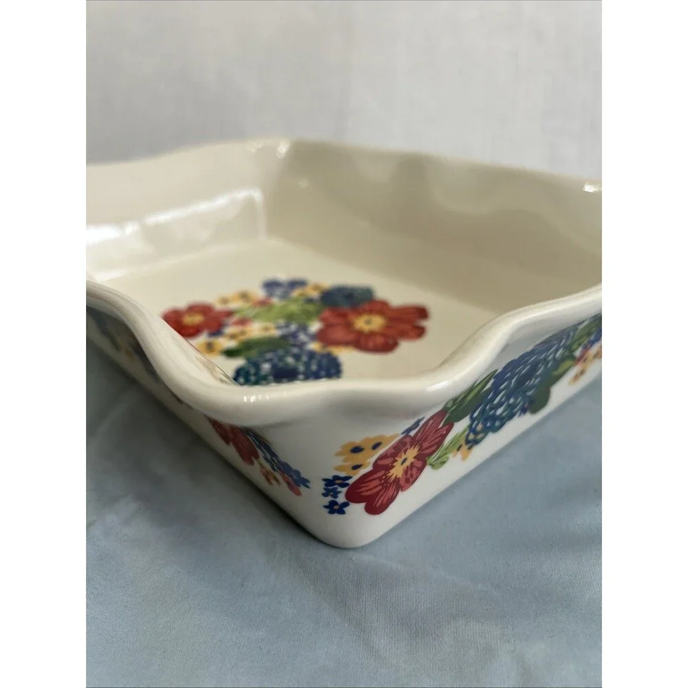 The Pioneer Woman Fiona Flora Ruffle Edge Casserole Baking Dish